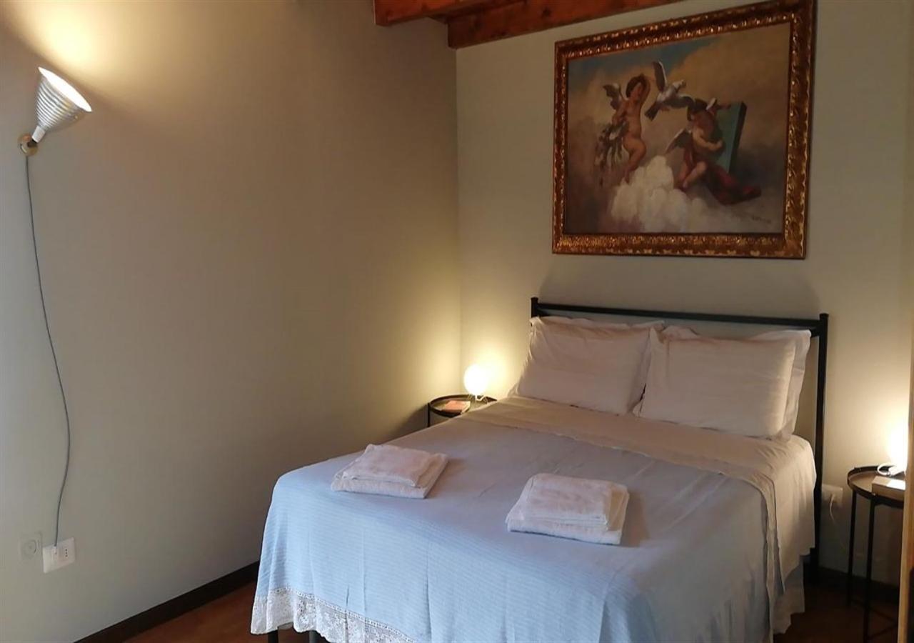 Ai Musei Casa Vacanze แบร์กาโม ภายนอก รูปภาพ